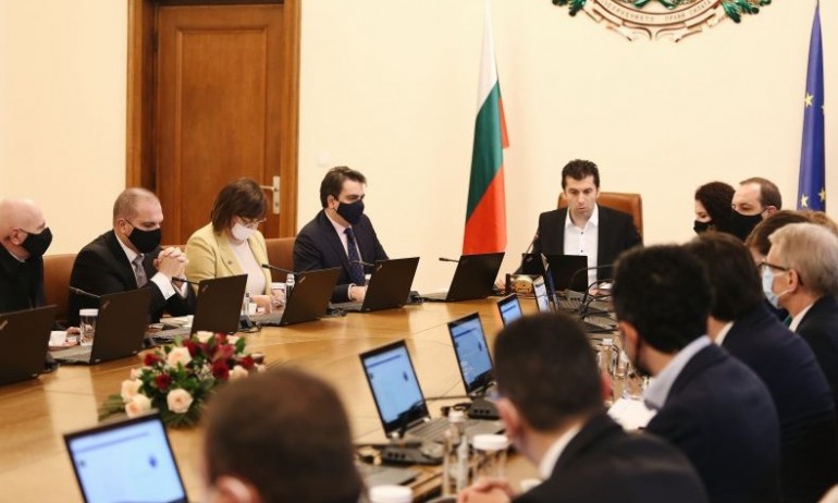 Борислав Цеков: 1-ви април - ден на лъжата. И патронен празник на ПП и Киро - Tribune.bg