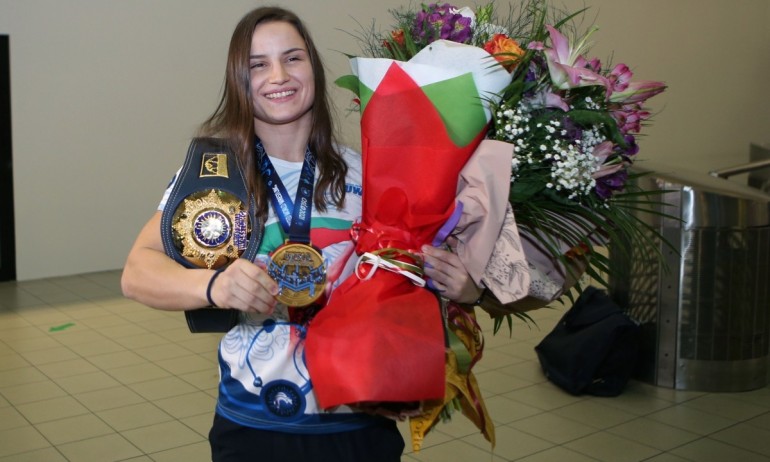 Скандалът в борбата се разраства, Дудова отказа преборване с Тайбе Юсеин - Tribune.bg