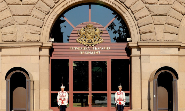 Без да се бави и ден: Радев започва консултациите още днес - Tribune.bg