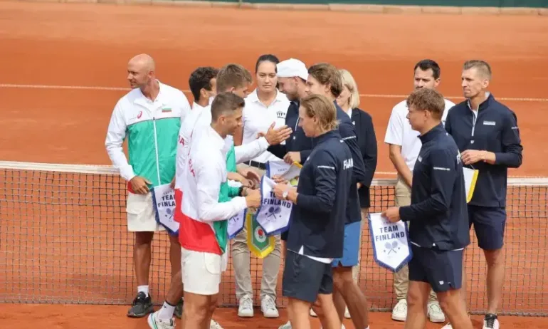 България поведе с 2:1 на Финландия за Купа Дейвис - Tribune.bg