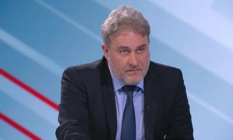 Банов: Никой не е правил опити за изнасяне на предмети от колекцията на Божков в чували или кашони - Tribune.bg