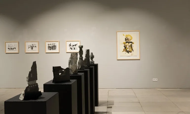 Изложбата Шест зими…едно лято търси пресечните точки на 12 водещи художници и скулптори - Tribune.bg