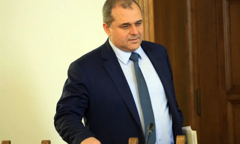 Депутати и строители обмислят връщането на Трудови войски - Tribune.bg
