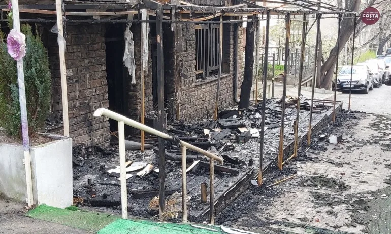 Изгоря едно от най-популярните заведения в Стара Загора - Tribune.bg
