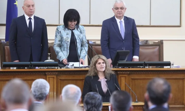 Мария Белова се закле като народен представител от ГЕРБ - Tribune.bg