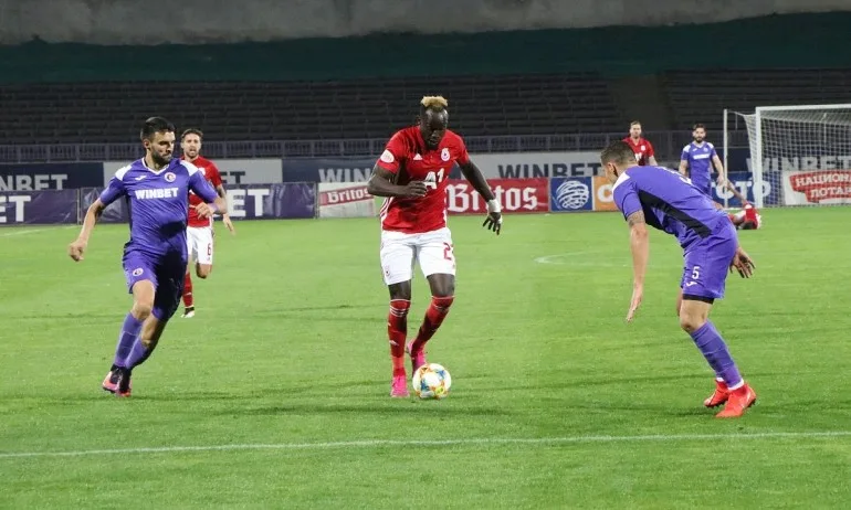 ЦСКА записа разгромна победа над Етър - Tribune.bg