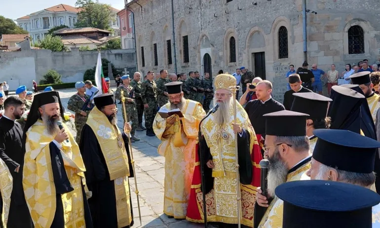 141 години от Съединението на България: Кулминацията на празника е в Пловдив (СНИМКИ) - Tribune.bg