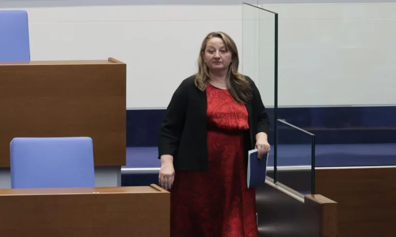 Коледни и великденски добавки ще се дават на най-бедните по закон - Tribune.bg