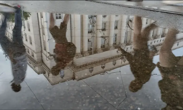 Дъжд и гръмотевици на много места в страната - Tribune.bg