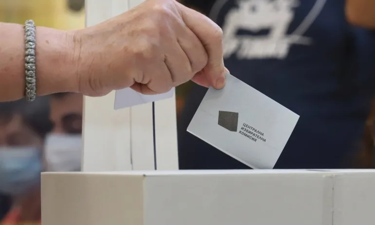 На 14 ноември ще гласуваме на една машина с една смарт карта - Tribune.bg