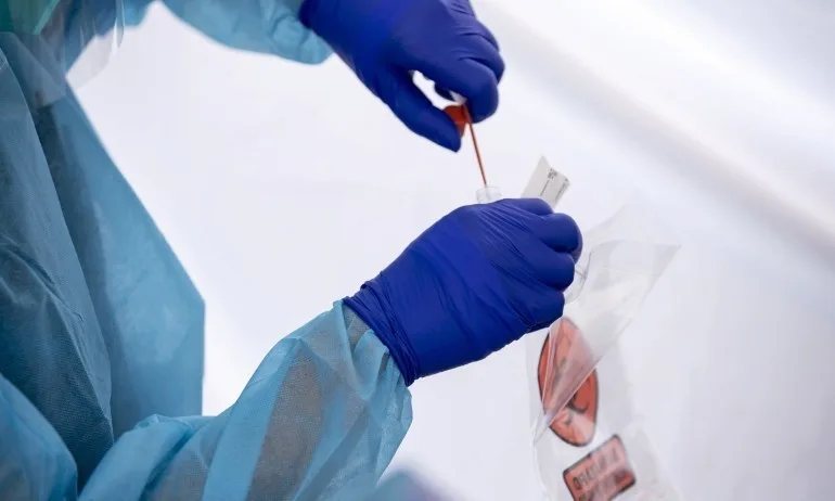 В България: 330 нови случая на COVID-19 за денонощие - Tribune.bg