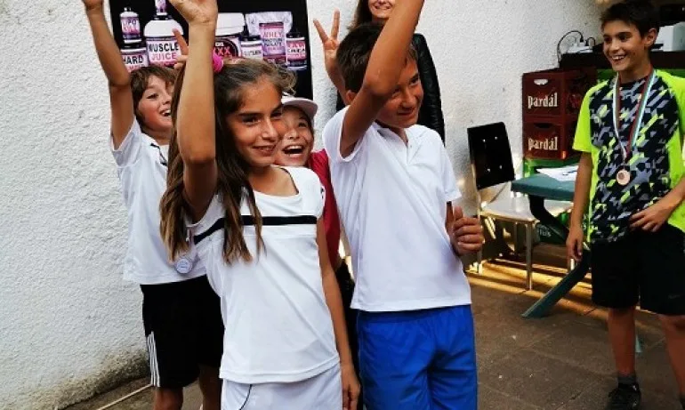 Любица Андоновска и Виктор Атанасов – първи на регионално до 10 г. в Благоевград - Tribune.bg