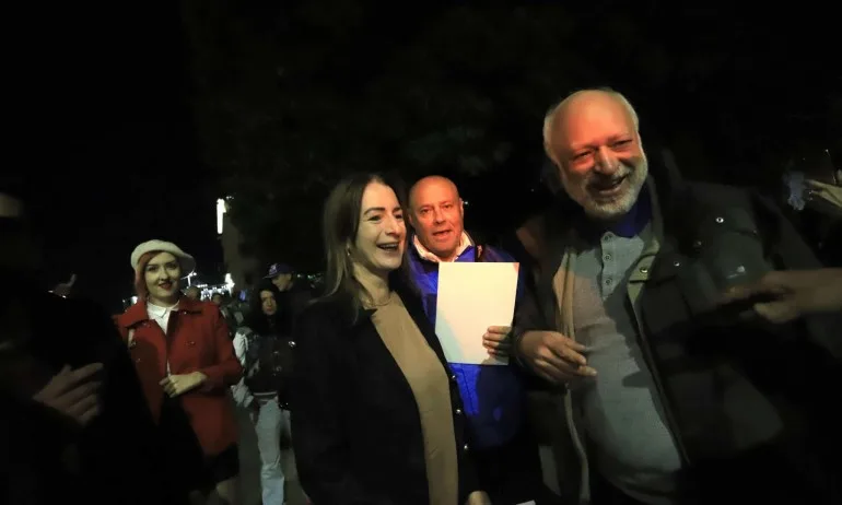 Евродепутатката-протестър обяви Навални за расист и защити Путин - Tribune.bg