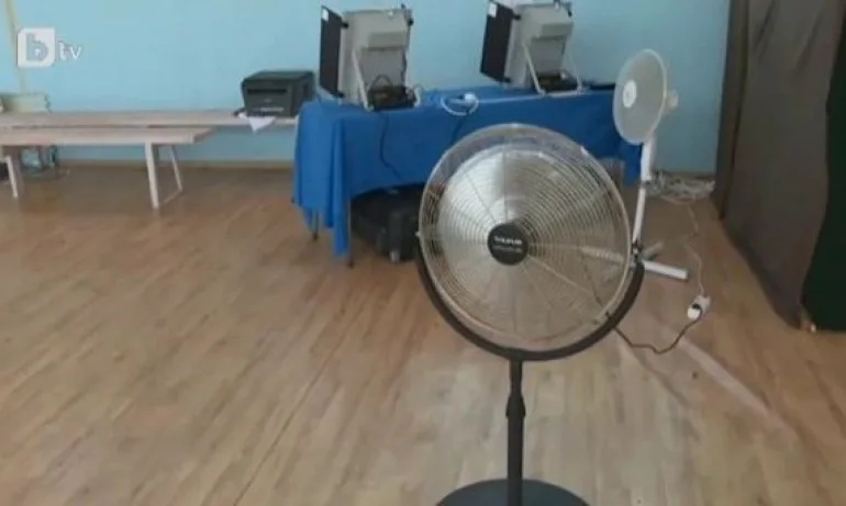 Една от машините в село Сърница спря за кратко заради жегата - Tribune.bg