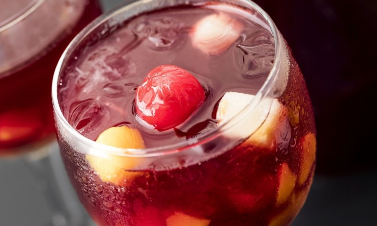 Сангрия – испански коктейл - Tribune.bg