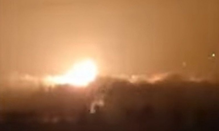 Мощен взрив в Луганск: Унищожен е нефтопровод (ВИДЕО) - Tribune.bg