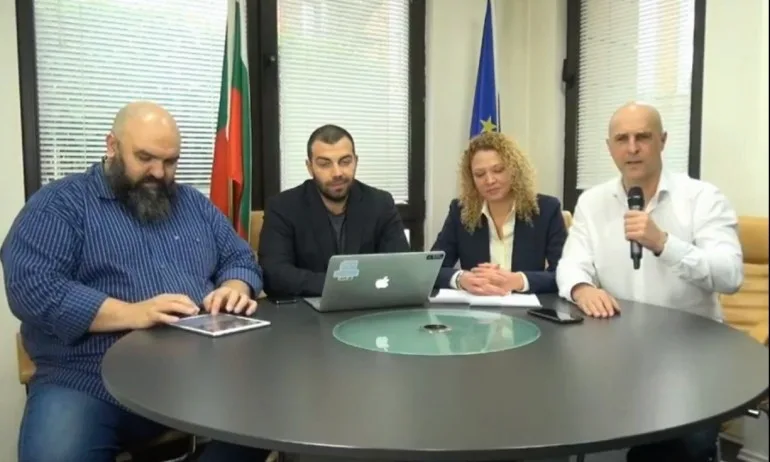 Глас Народен: Наш потенциален партньор в ЕС е движението 5 звезди - Tribune.bg