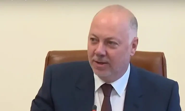 Правителството и бизнесът с меморандум срещу спекулата при приемане на еврото - 04.06.2025 г. - Tribune.bg