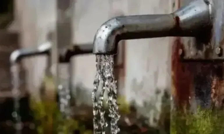 Водата във всички населени места в община Карлово вече е