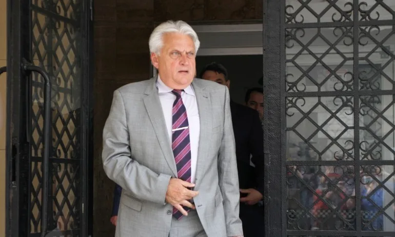 Breaking: ГДБОП спря разследванията срещу всички олигарси - Tribune.bg