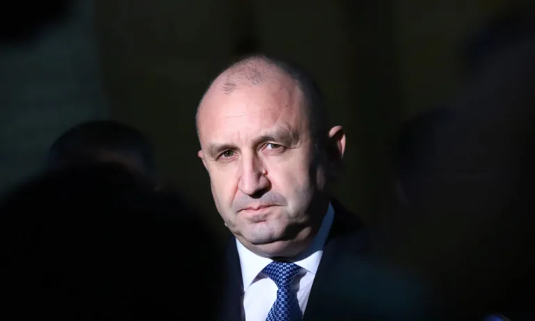 Радев връчва втория мандат чак на 2 юни? - Tribune.bg