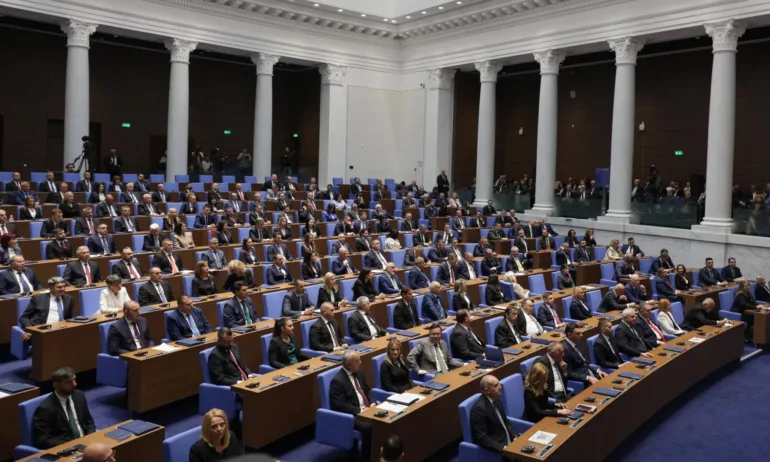 Депутатите избраха зам.-председатели на Народното събрание - Tribune.bg