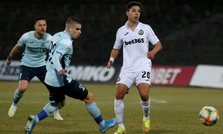 В Славия отхвърлили оферта на ЦСКА за Филип Кръстев - Tribune.bg