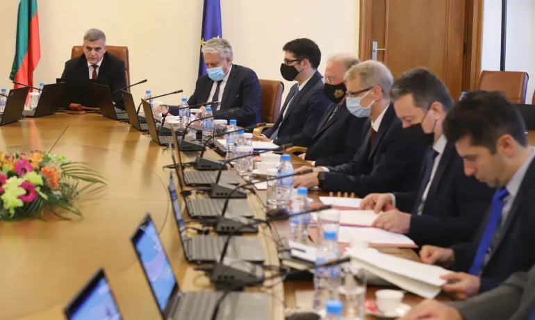 Стефан Янев притеснен, че идват трудни времена - Tribune.bg