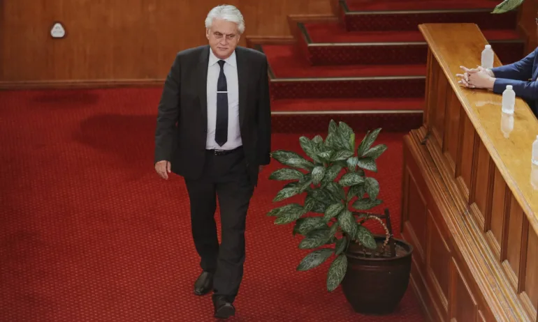 Рашков начело на КПКОНПИ – арогантен опит за служебна победа на предсрочния вот - Tribune.bg