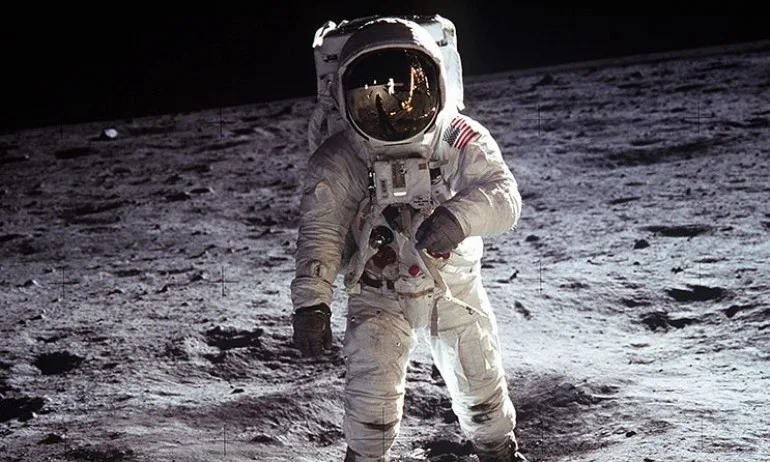 Начална учителка: Само руснаците са ходили в космоса - Tribune.bg