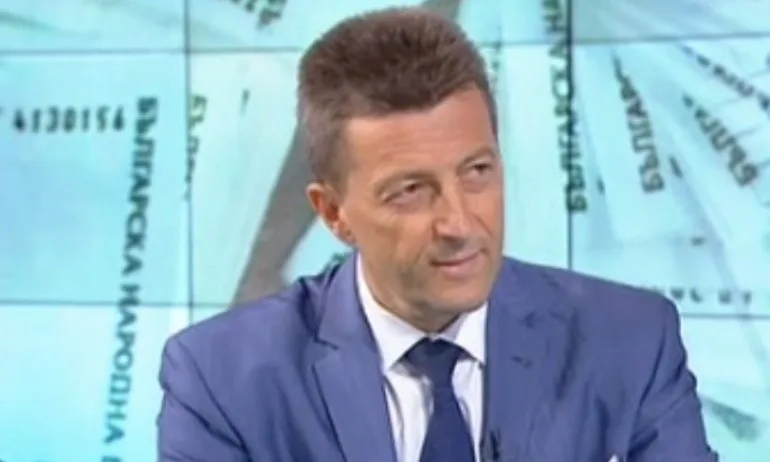 Петър Андронов: Преди да теглите кредити – оставяйте резерви и буфери - Tribune.bg