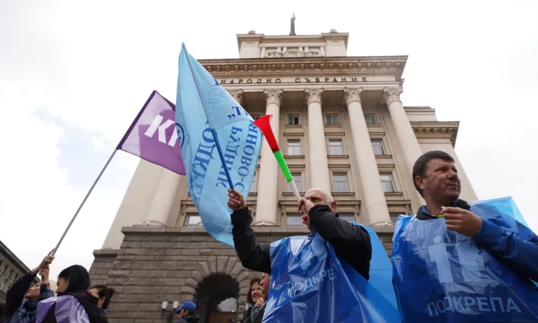 Синдикати от КНСБ и КТ Подкрепа излизат на протест пред МС - Tribune.bg