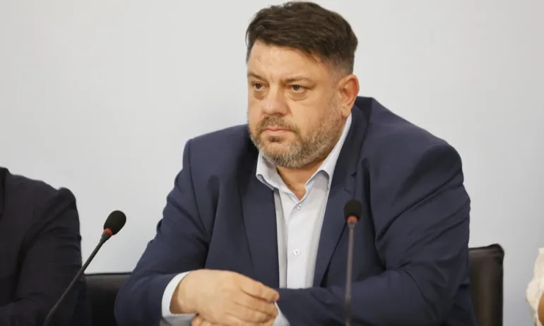 Вицепремиерът Атанас Зафиров заминава за Китай по покана на Си Дзинпин - Tribune.bg