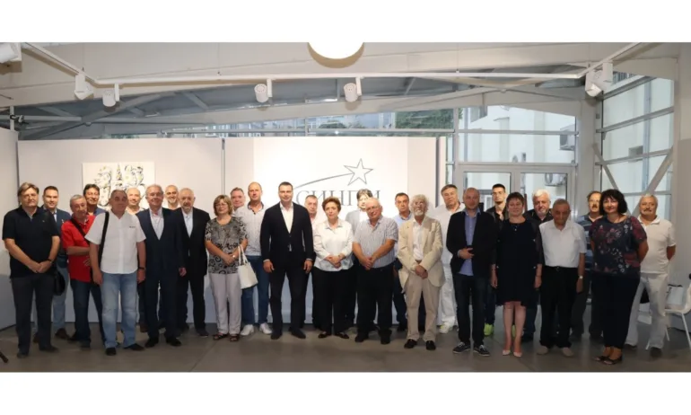 СИНПИ: Възмутени сме от опита да бъдат подчинени българските висши училища на временни политически интереси - Tribune.bg