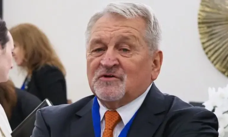 Хиновски: Както при дистанционното отчитане, така и при обикновените електромери са установени завишени сметки - Tribune.bg