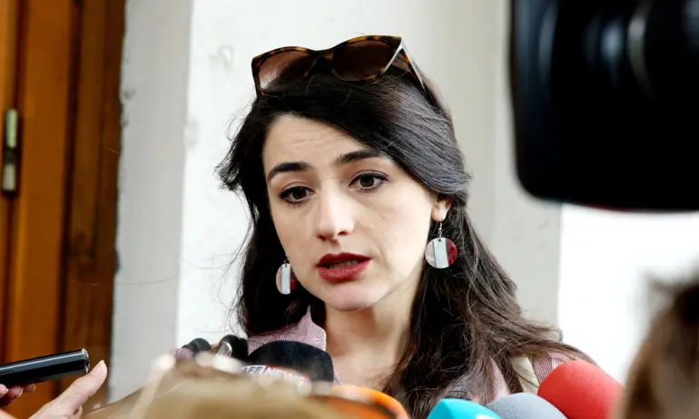 Атанас Чобанов: Пунта Лена борба с корупцията! Аз ѝ дадох списъка с имена, а тя каза, че е от Google - Tribune.bg