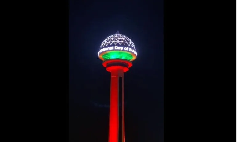 Символът на Анкара светна в цветовете на българското знаме (ВИДЕО) - Tribune.bg