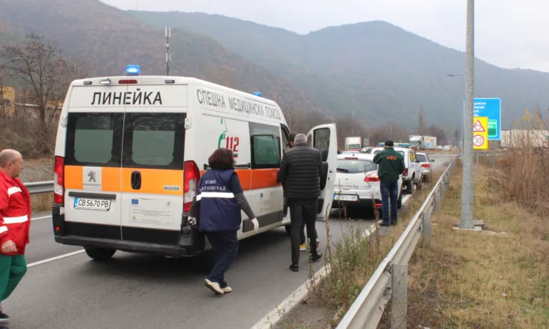 Пострадали нямаКатастрофа на главен път Е-79 край село Железница, съобщи
