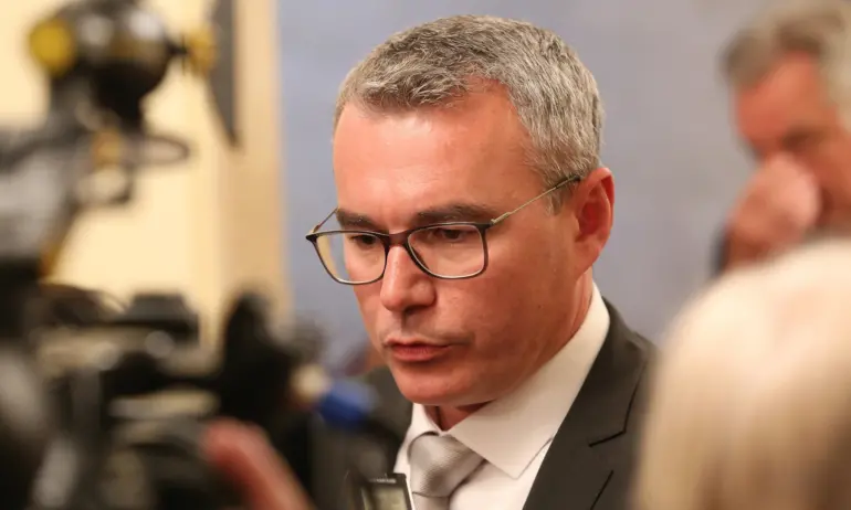 Живодар Терзиев: Продажбата на бизнеса на Лукойл у нас няма да повлияе на цените - Tribune.bg