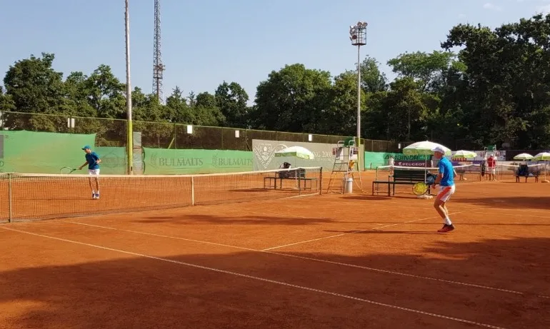 4 българчета се класираха за полуфиналите на турнир от Тенис Европа в София - Tribune.bg