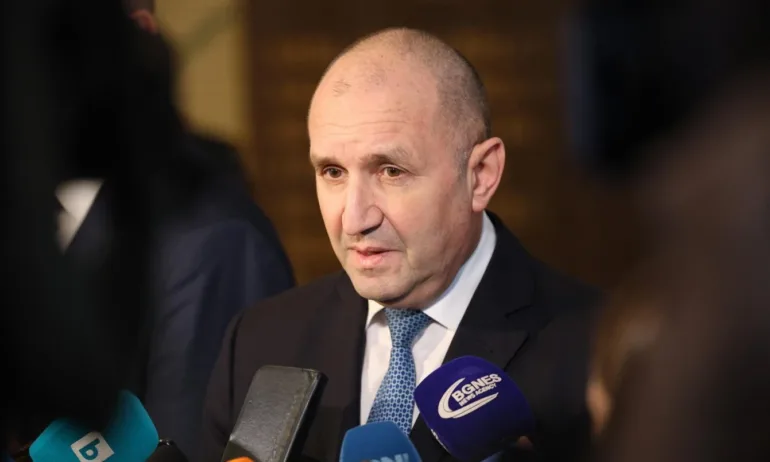 Радев за войната в Украйна: Европа трябва да подкрепи САЩ - Tribune.bg