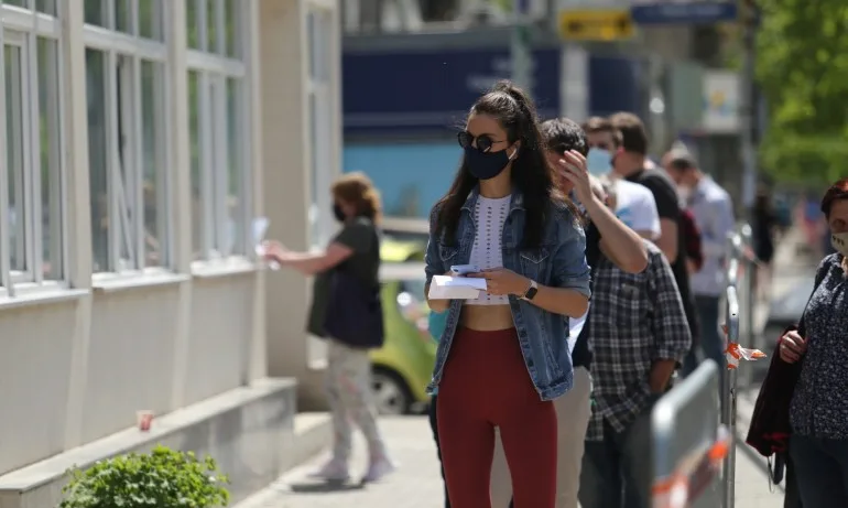 Зелените коридори продължават работа в 20 областни града през уикенда - Tribune.bg