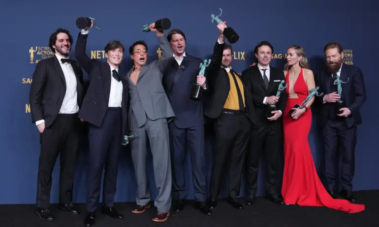 Опенхаймер с отличие и на наградите на SAG - Tribune.bg