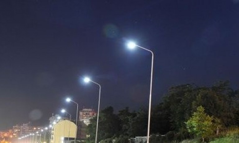 И Ловеч на тъмно: Сред първите загасени ще са Покрития мост, Ловешката крепост и паметника на Васил Левски - Tribune.bg