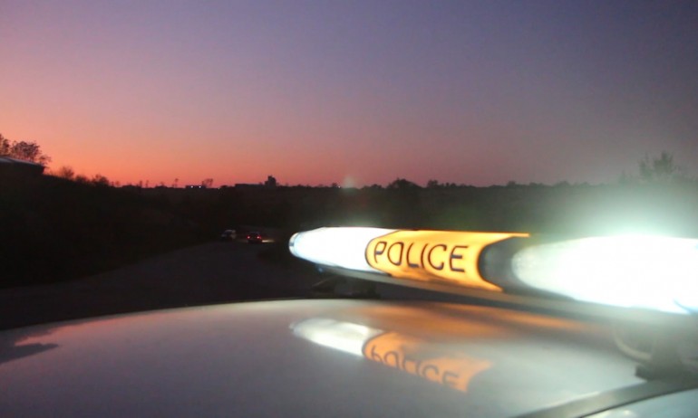 Задържаха мигранти с COVID-19 край Омуртаг - Tribune.bg