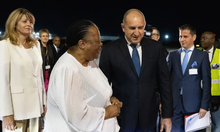 Радев от Африка се усъмни дали Мария Габриел има просветление за Гешев - Tribune.bg