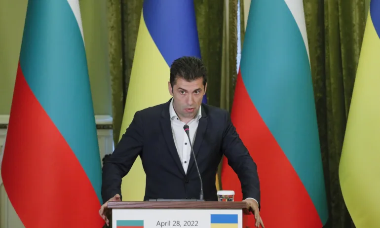 Кирил Петков не е споменат сред лидерите, разговаряли със Зеленски или Путин - Tribune.bg