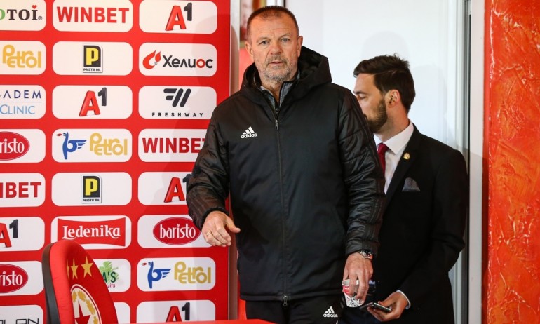 Стойчо Младенов шокира ЦСКА с разкритие - Tribune.bg