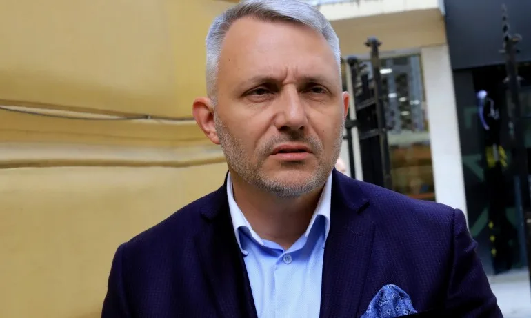 Манолова председател на ПГ на Изправи се! Мутри вън!, Хаджигенов ще ѝ е заместник - Tribune.bg