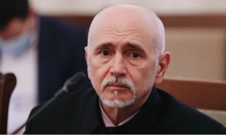 1 година разлика: Николай Събев от вчера е несъгласен с Радев, че Крим е руски - Tribune.bg